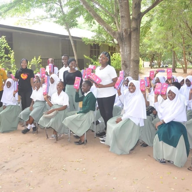 Hedhi Salama School Dignity Outreach